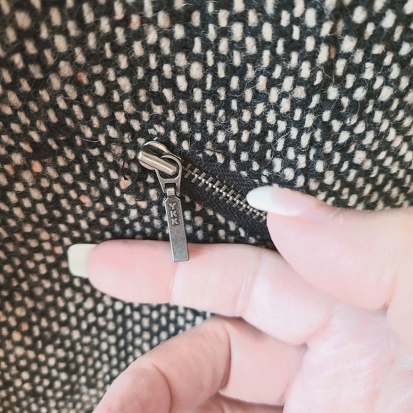 CAbi Tweed Moto Jacket Size 8 Wool Blend #638 Lined Zipper Pockets One Button - Picture 6 of 16